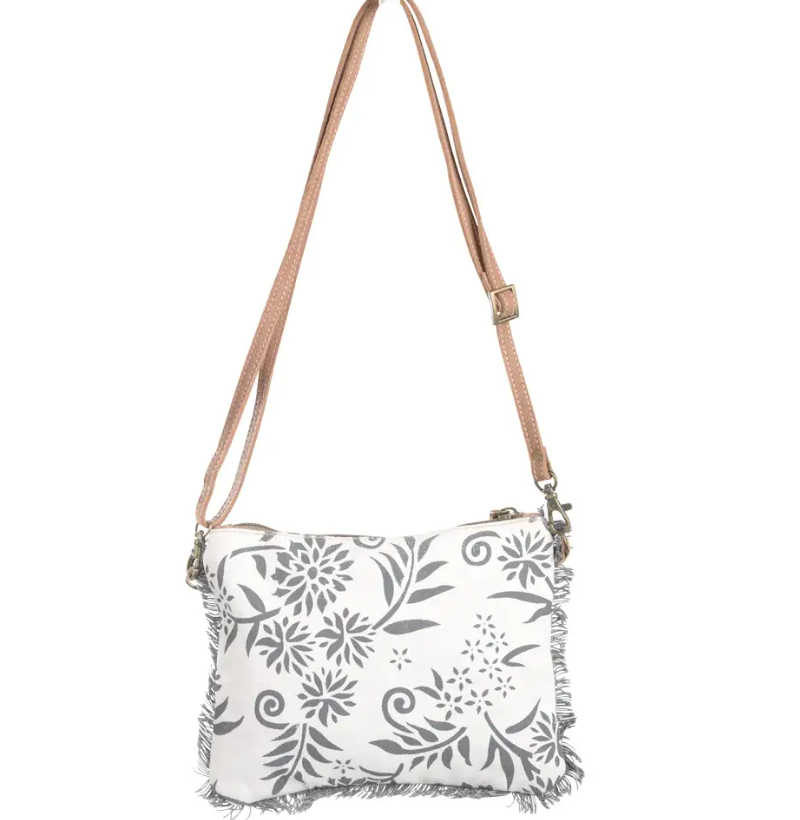 Follow Paradise Pouch