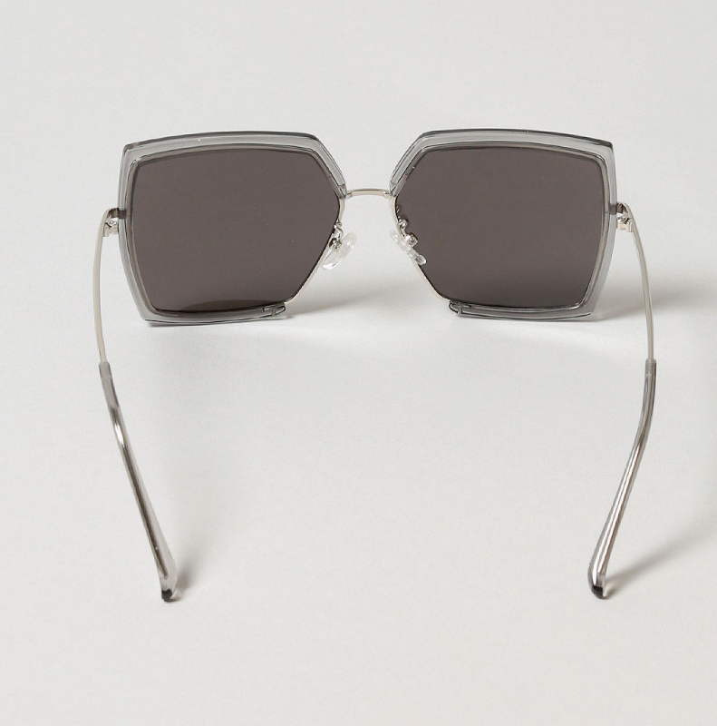 Mirrored Sunglasses